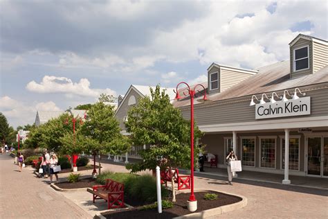 aurora farms premium outlets ohio.